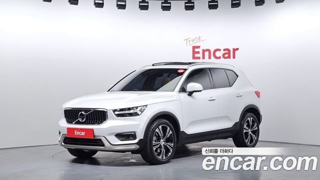 Volvo XC40 B4 Inscription — пробег 81 758 км — фото 1 из 5