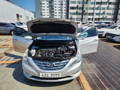 Hyundai Sonata Premier High-Deluxe — пробег 134 977 км — фото 3 из 5