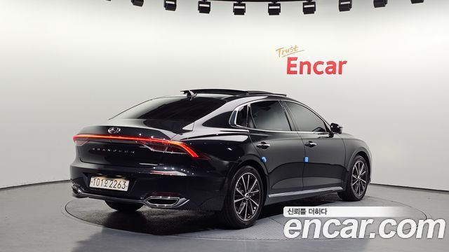 Hyundai Grandeur из Кореи Encar