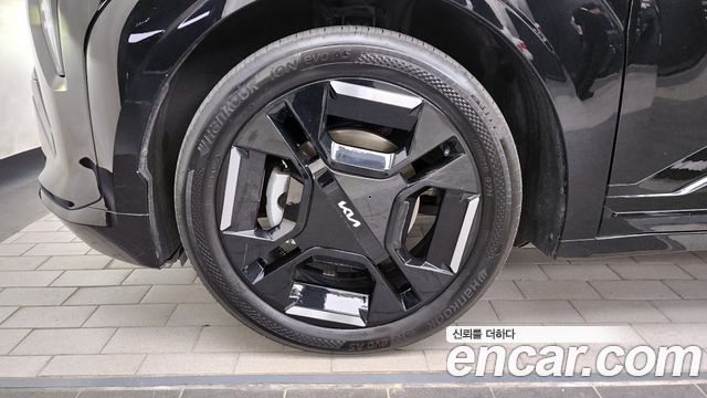 Kia EV3 из Кореи Encar