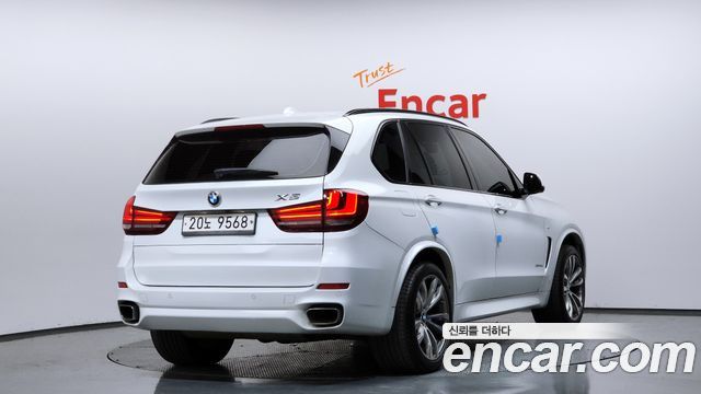 BMW X5 xDrive 40d — пробег 97 867 км — фото 2 из 5