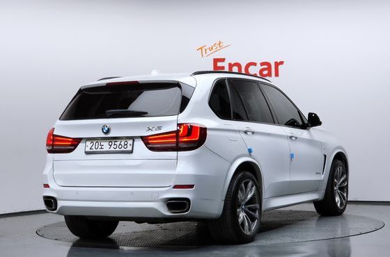 BMW X5 xDrive 40d — пробег 97 867 км — фото 2 из 5