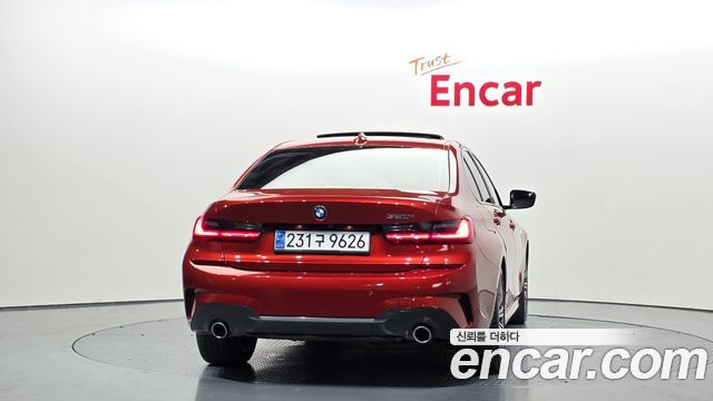 BMW 3-Series 320i M Sport — пробег 92 269 км — фото 4 из 5