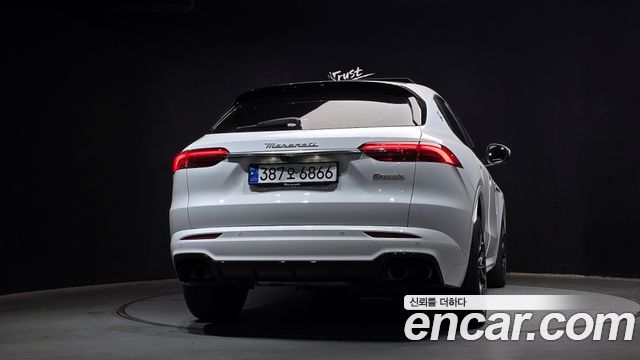 Maserati Grecale из Кореи Encar