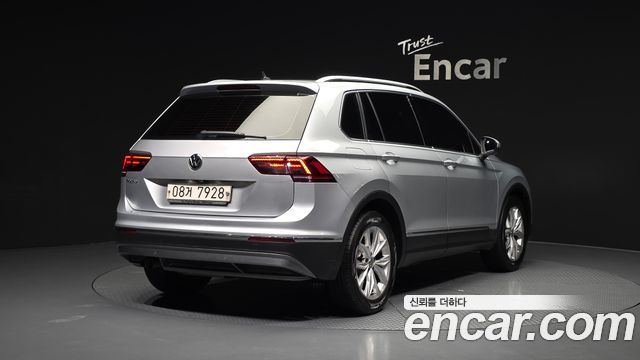 Volkswagen Tiguan 2.0 TDI Premium — пробег 167 695 км — фото 2 из 5