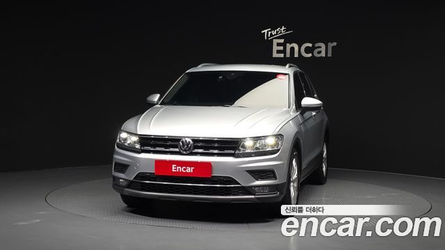 Volkswagen Tiguan 2.0 TDI Premium — пробег 167 695 км — фото 3 из 5