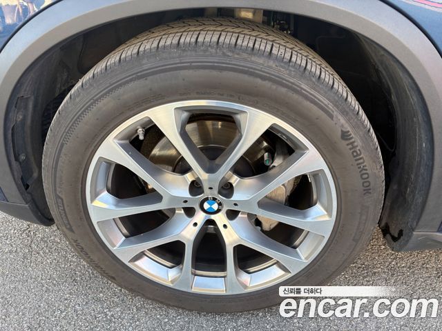 BMW X5 xDrive 30d xLine — пробег 88 900 км — фото 3 из 5