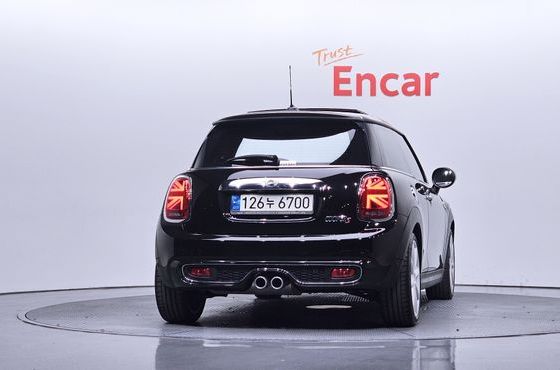 Mini Cooper Kings Load Edition — пробег 60 481 км — фото 4 из 5
