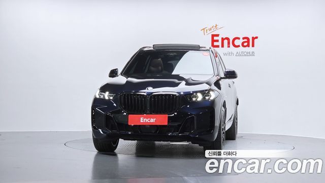 BMW X5 xDrive 40i M Sport — пробег 7 047 км — фото 3 из 5