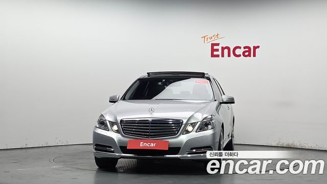 Mercedes-Benz E-Class E300 Elegance — пробег 31 336 км — фото 3 из 5