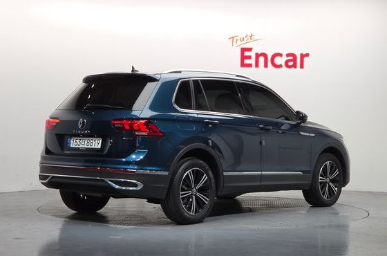 Volkswagen Tiguan 2.0 TDI 4-Motion Premium — пробег 111 870 км — фото 2 из 5