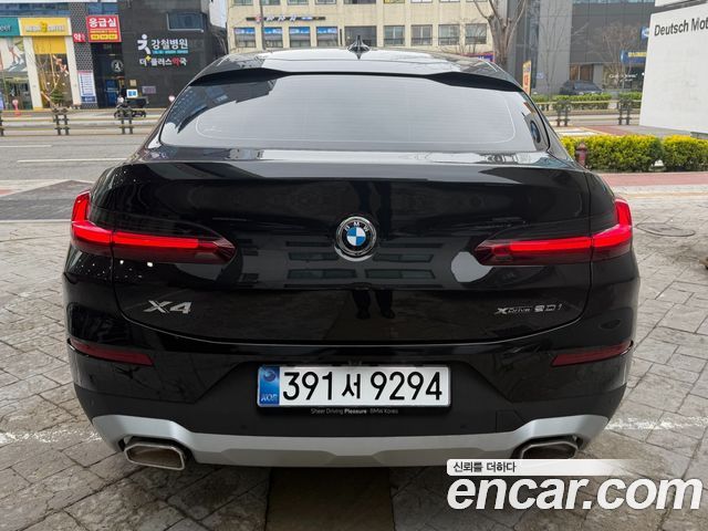 BMW X4 xDrive20i xLine — пробег 2 200 км — фото 4 из 5