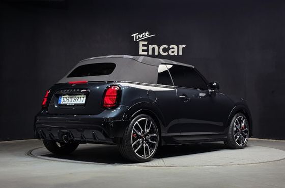 Mini Cooper Convertible JCW — пробег 722 км — фото 2 из 5