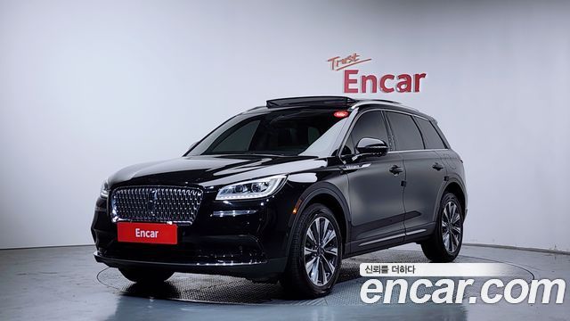Lincoln Corsair 2.0 Reserve AWD — пробег 81 857 км — фото 1 из 5