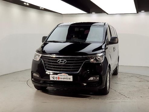Hyundai Starex Urban 9-Seater Premium — пробег 76 300 км — фото 2 из 5