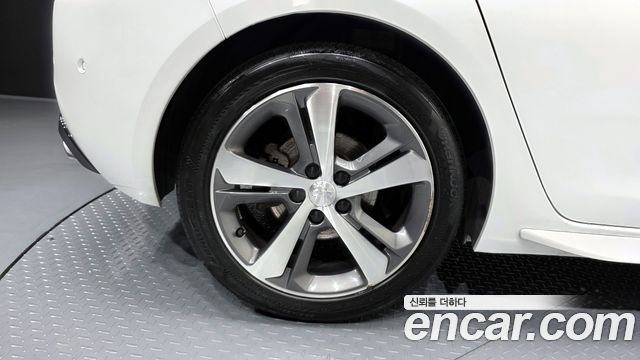 Peugeot 308 из Кореи Encar