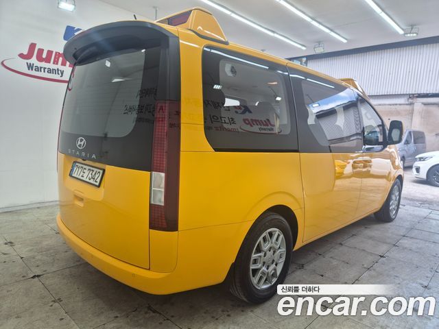 Hyundai Staria из Кореи Encar
