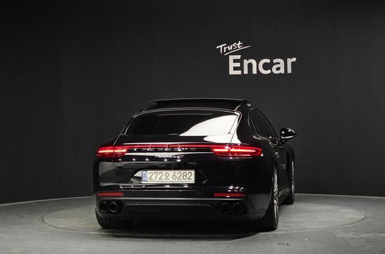 Porsche Panamera 3.0 AWD — пробег 129 760 км — фото 4 из 5