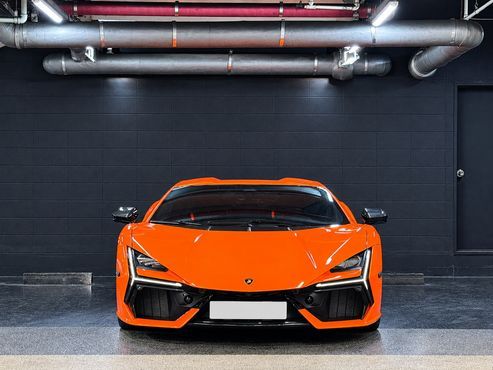 Lamborghini Revuelto 6.5 V12 — пробег 620 км — фото 3 из 5