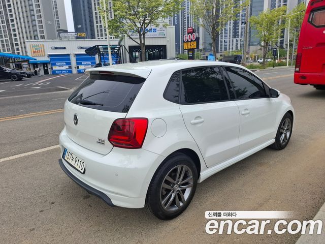 Volkswagen Polo из Кореи Encar