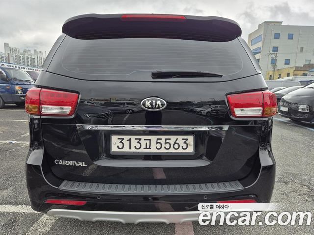 Kia Carnival 9-seater Prestige — пробег 148 860 км — фото 5 из 5