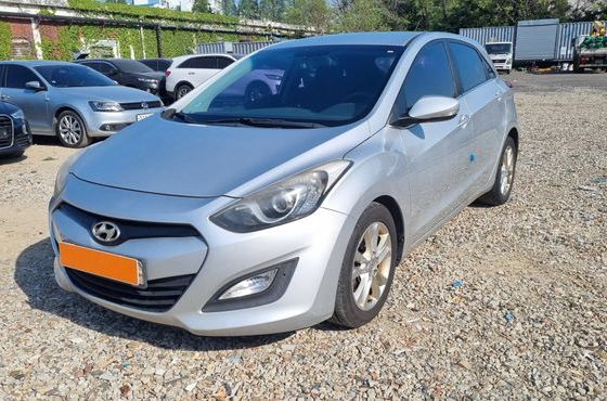 Hyundai i30 Diesel 1.6 VGT Unique — пробег 244 068 км — фото 2 из 5