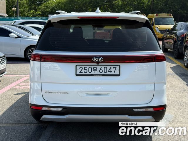 Kia Carnival 9-Seater Prestige — пробег 150 585 км — фото 4 из 5