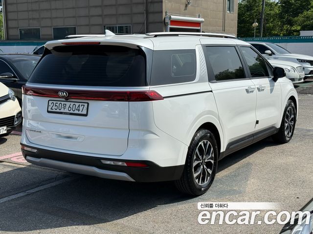 Kia Carnival 9-Seater Prestige — пробег 150 585 км — фото 5 из 5