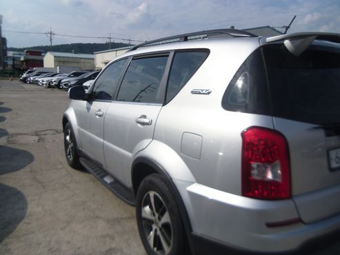 Ssangyong Rexton 2.2 4WD RX7 Prestige — пробег 203 086 км — фото 3 из 5