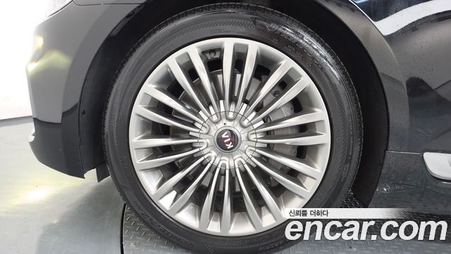Kia K9 из Кореи Encar