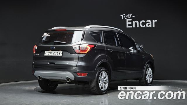 Ford Kuga 2.0 Diesel Trend — пробег 137 057 км — фото 2 из 5