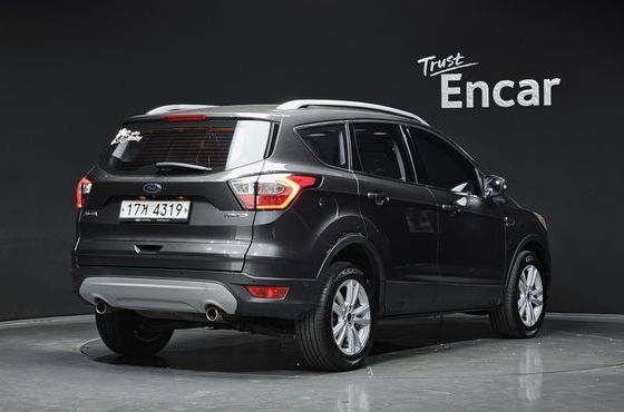 Ford Kuga 2.0 Diesel Trend — пробег 137 057 км — фото 2 из 5