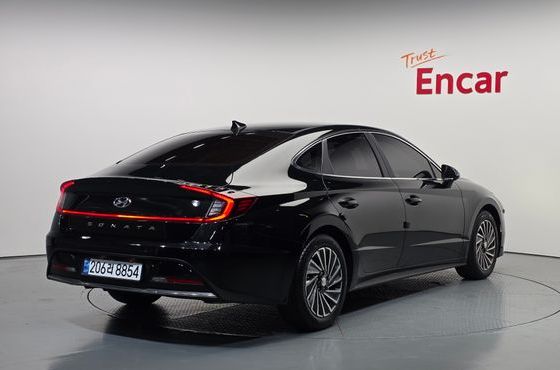 Hyundai Sonata Premium Plus — пробег 51 633 км — фото 2 из 5