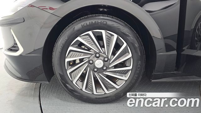 Hyundai Sonata Premium Plus — пробег 51 633 км — фото 5 из 5