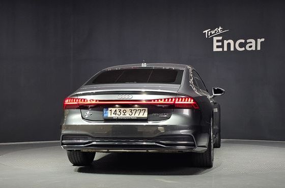 Audi A7 55 TFSI Quattro Premium — пробег 75 023 км — фото 4 из 5