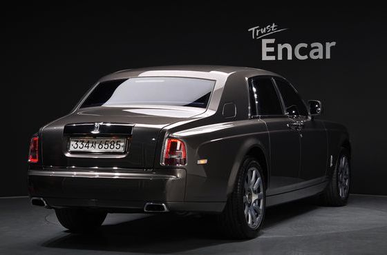 Rolls-Royce Phantom 6.7 V12 — пробег 51 827 км — фото 2 из 5