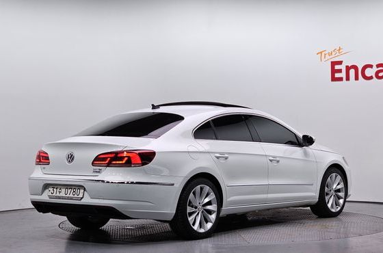Volkswagen CC 2.0 TDI BlueMotion — пробег 147 731 км — фото 2 из 5