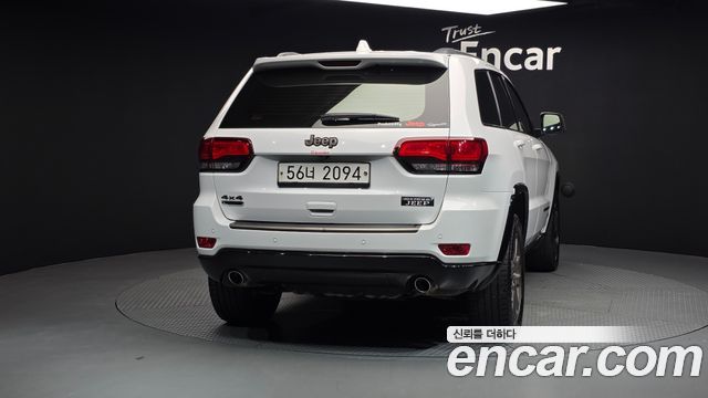 Jeep Cherokee 3.0 Diesel 75th Special Edition WK2 — пробег 183 587 км — фото 4 из 5