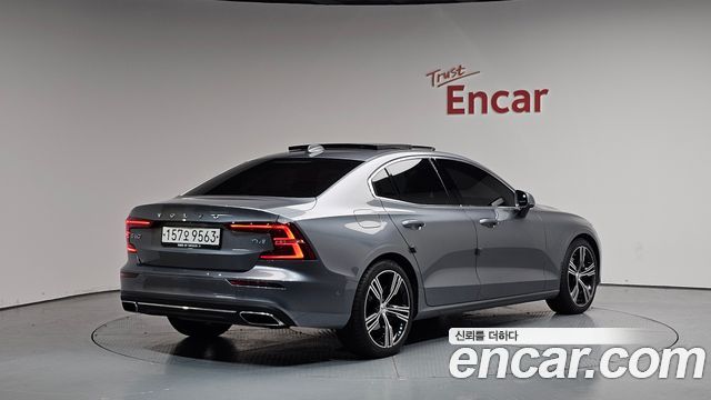 Volvo S60 из Кореи Encar