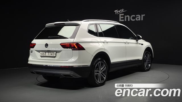 Volkswagen Tiguan 2.0 TDI Prestige — пробег 125 740 км — фото 2 из 5