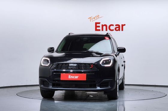 Mini Countryman ALL4 Classic — пробег 1 956 км — фото 3 из 5