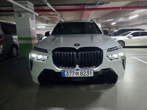 BMW X7 xDrive 40i M Sport 6STR — пробег 524 км — фото 1 из 5