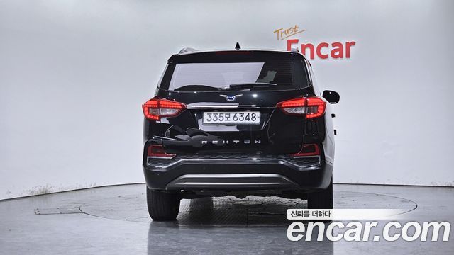 Ssangyong Rexton из Кореи Encar