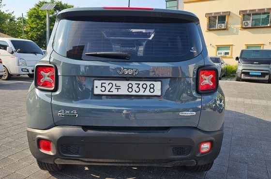Jeep Renegade 2.0 Diesel Longitude AWD — пробег 127 184 км — фото 5 из 5
