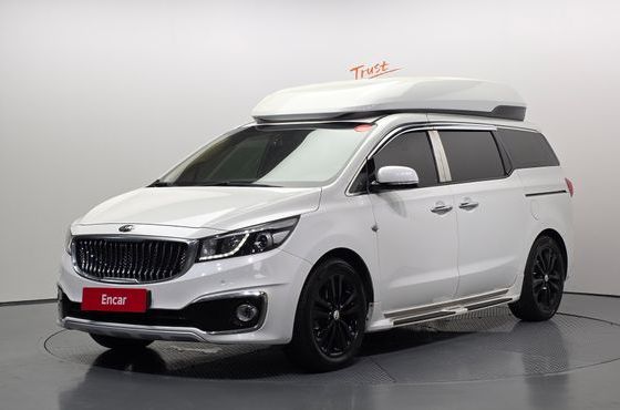 Kia Carnival 7-seater Hi-limousine VIP — пробег 123 089 км — фото 1 из 5