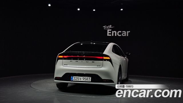 Toyota Prius из Кореи Encar