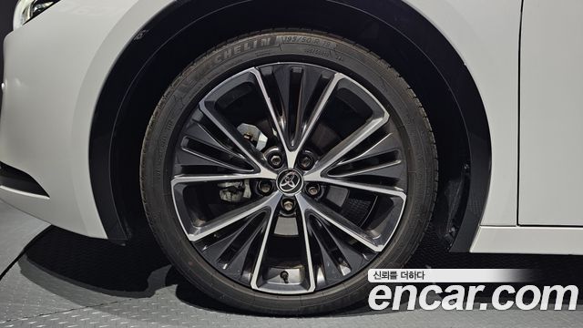 Toyota Prius из Кореи Encar