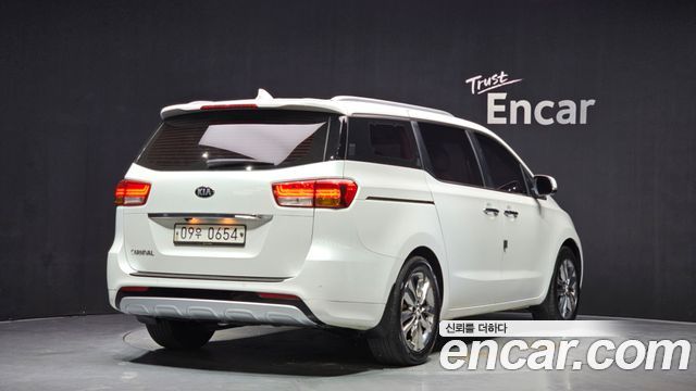 Kia Carnival 9-seater Prestige — пробег 170 618 км — фото 2 из 5