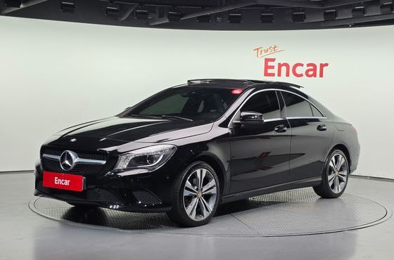Mercedes-Benz CLA-Class CLA200 d — пробег 30 728 км — фото 1 из 5