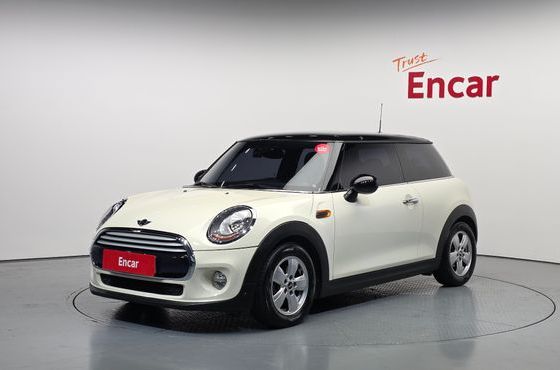 Mini Cooper Standard Third Generation — пробег 65 741 км — фото 1 из 5